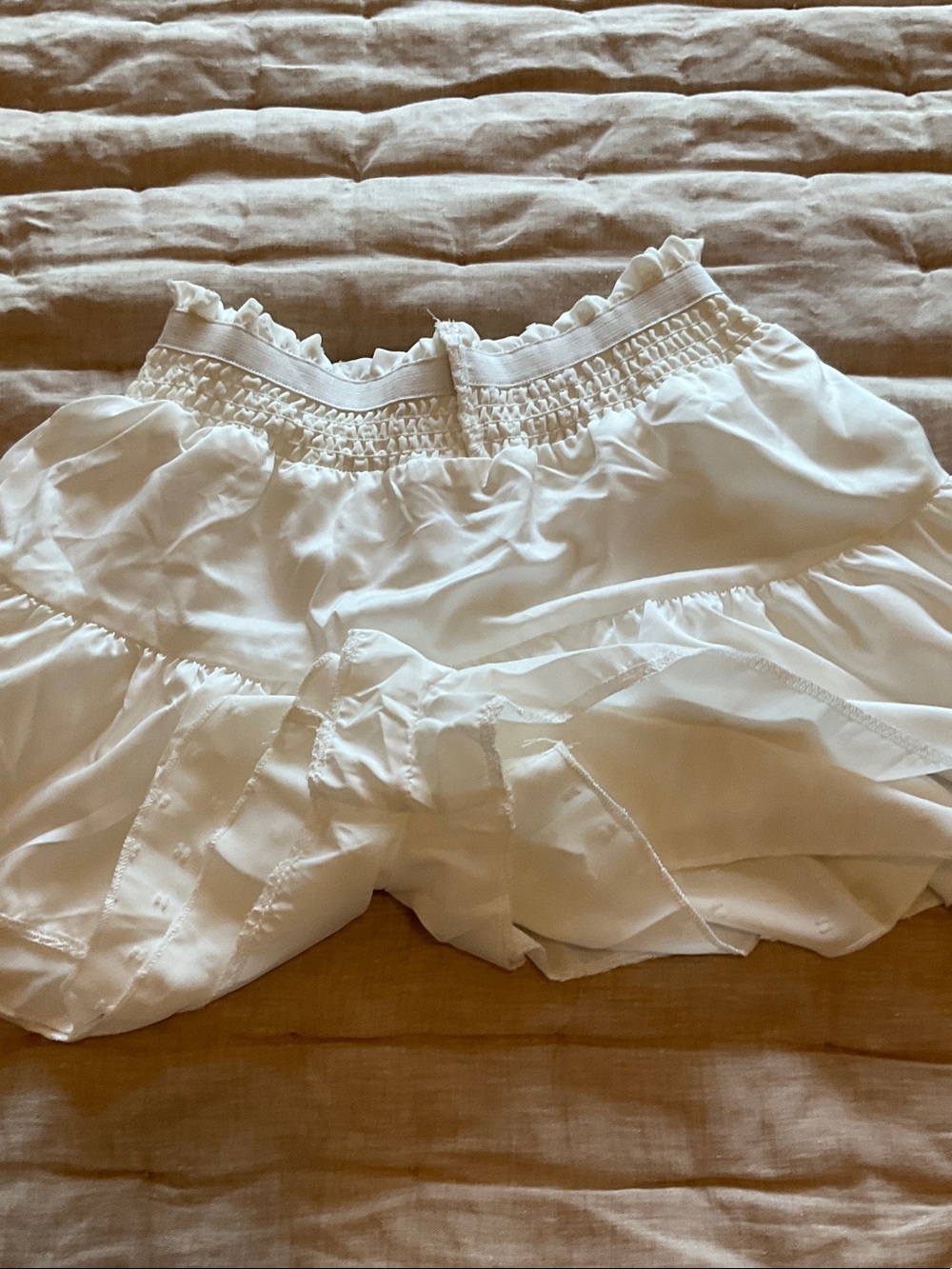 SHEIN Ruffle Tiered Shorts 6 - Picture 5 of 7
